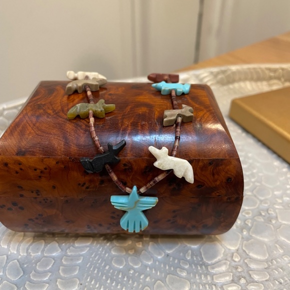 Old Pawn Vintage Zuni Fetish & Heshi Necklace, 18 inches - Picture 2 of 6